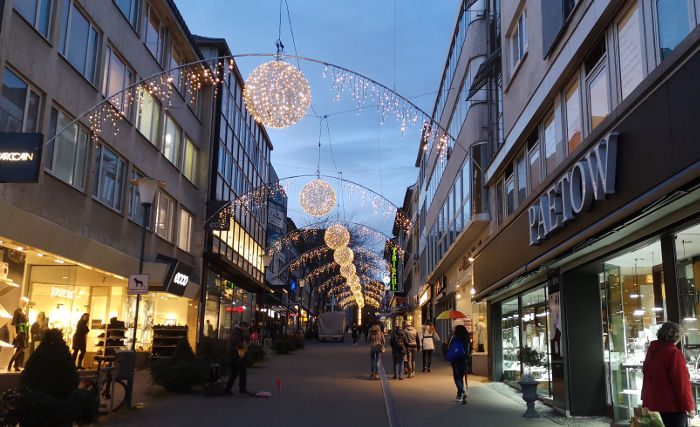Die neue Weihnachtsbeleuchtung im Quartier Wilhelmsstraße